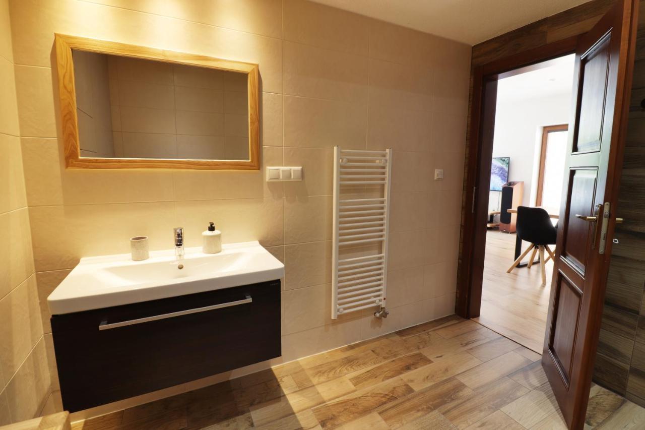 Apartman Romantika Chopok Juh 12 Tale Ngoại thất bức ảnh