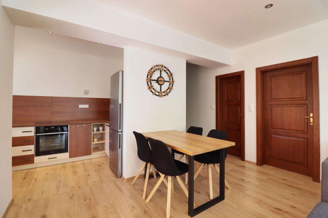 Apartman Romantika Chopok Juh 12 Tale Ngoại thất bức ảnh